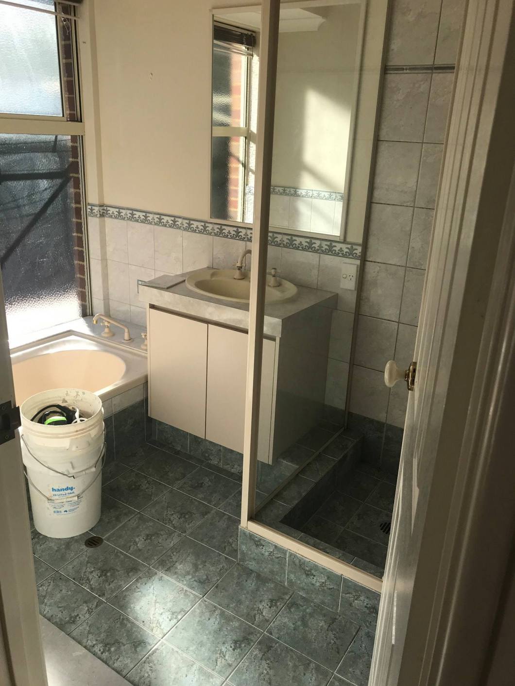 56571179_2170496596373875_7249040562328698880_n