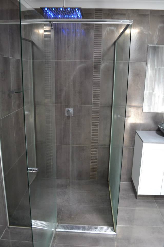 11557_575657412524476_1643090507_n