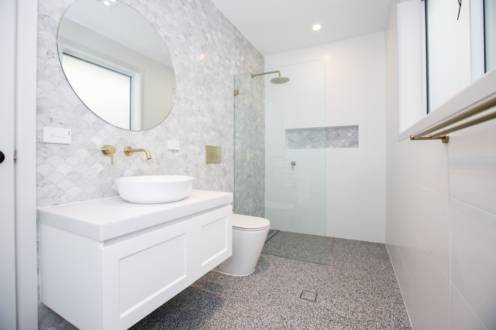 This image has an empty alt attribute; its file name is 139874004_3255251847913415_1253390674256127999_o.jpg