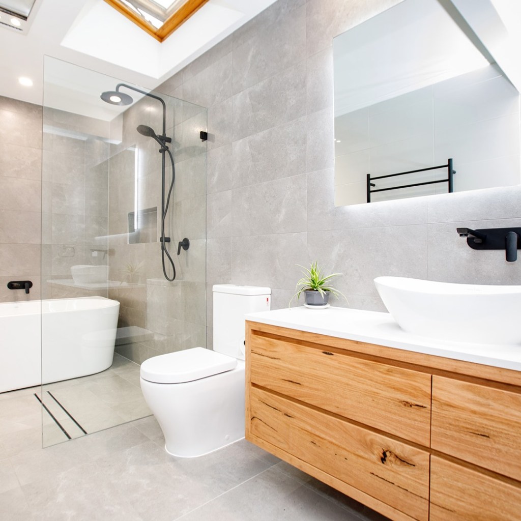 This image has an empty alt attribute; its file name is 164901282_3426484347456830_7923825315689901556_o.jpg