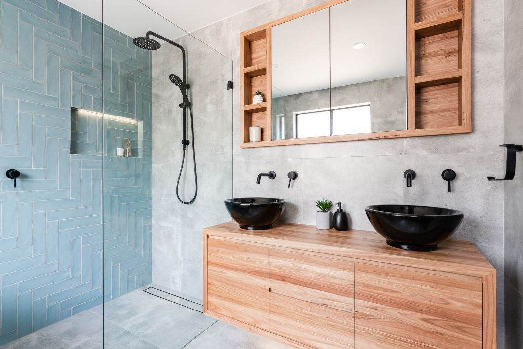 Pros and Cons Of Walk In Showers