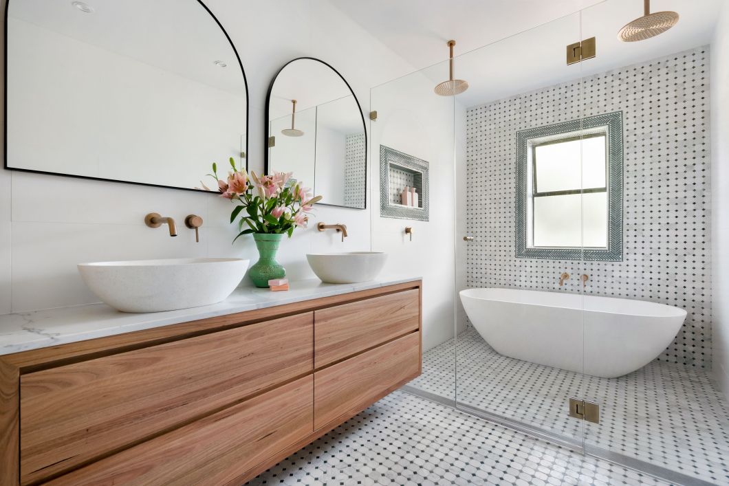 Enclosed Wet Room Renovation - Just in Place