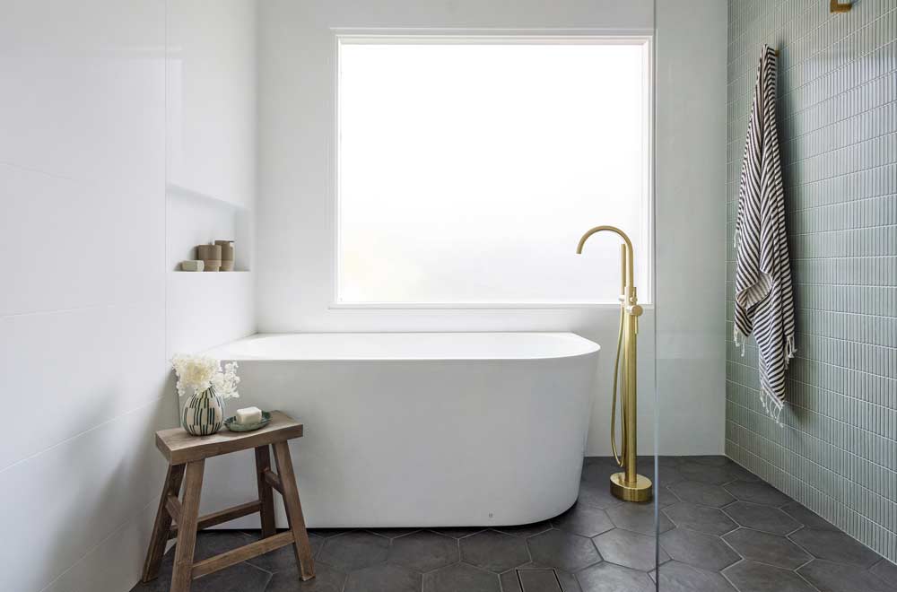 Back To Wall Corner Bath