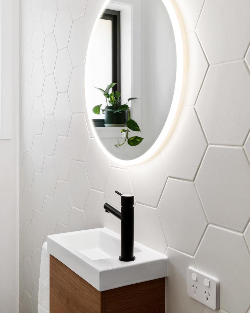 Australian Powder Room