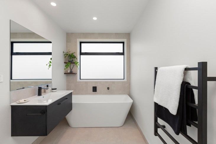 The Best Bathroom Lighting