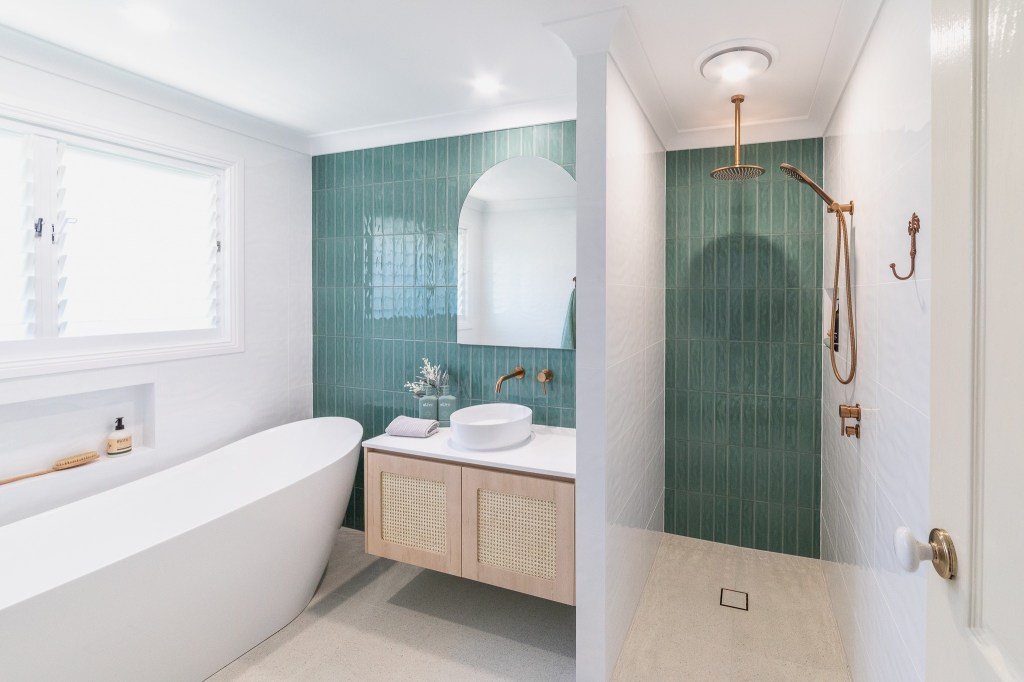 Bricked Tiled Shower Screen