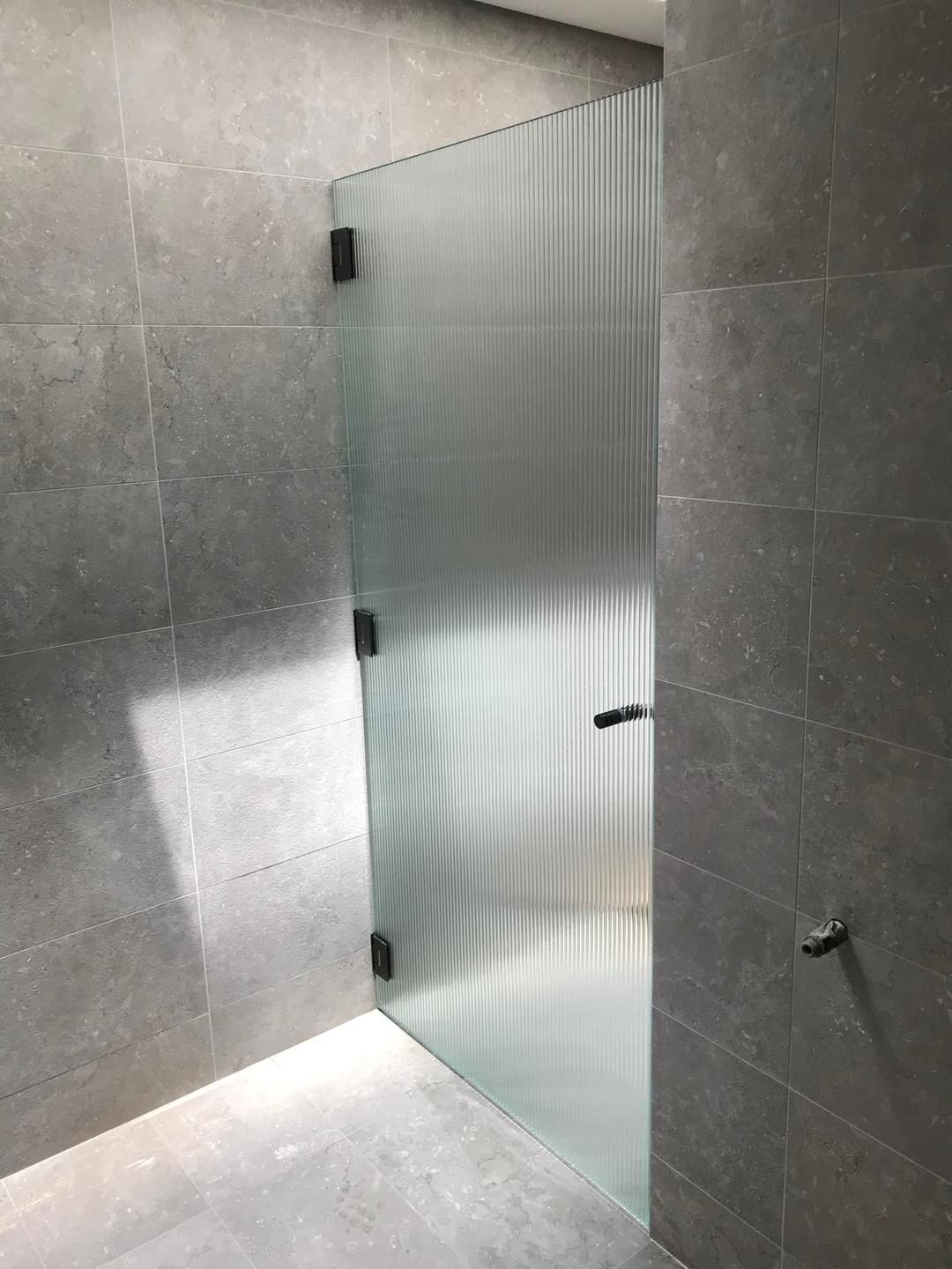 Best Bathroom Glazier Perth