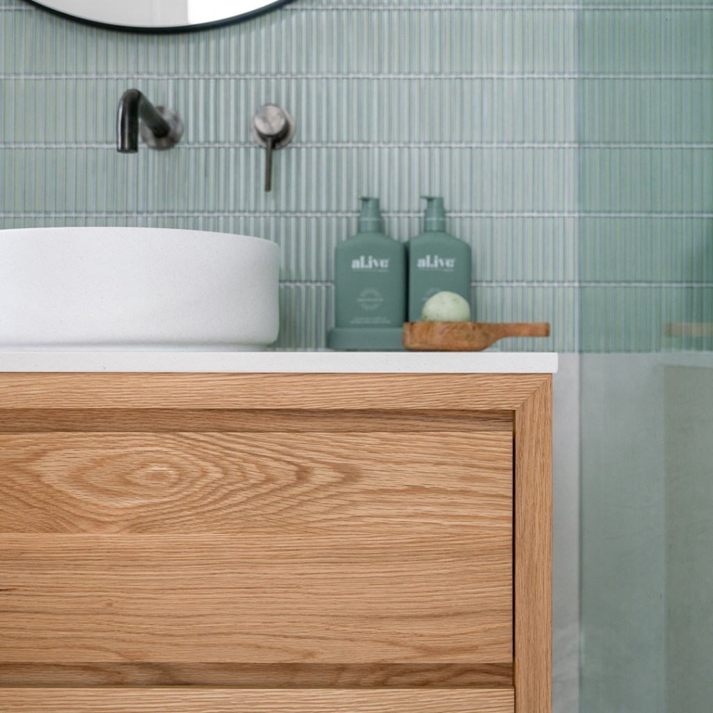 Just In Place - GunMetal Tapware