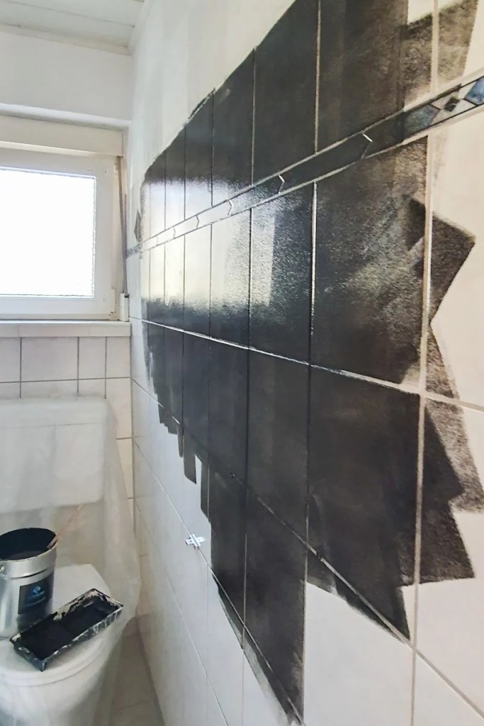 How To Paint Bathroom Tiles
