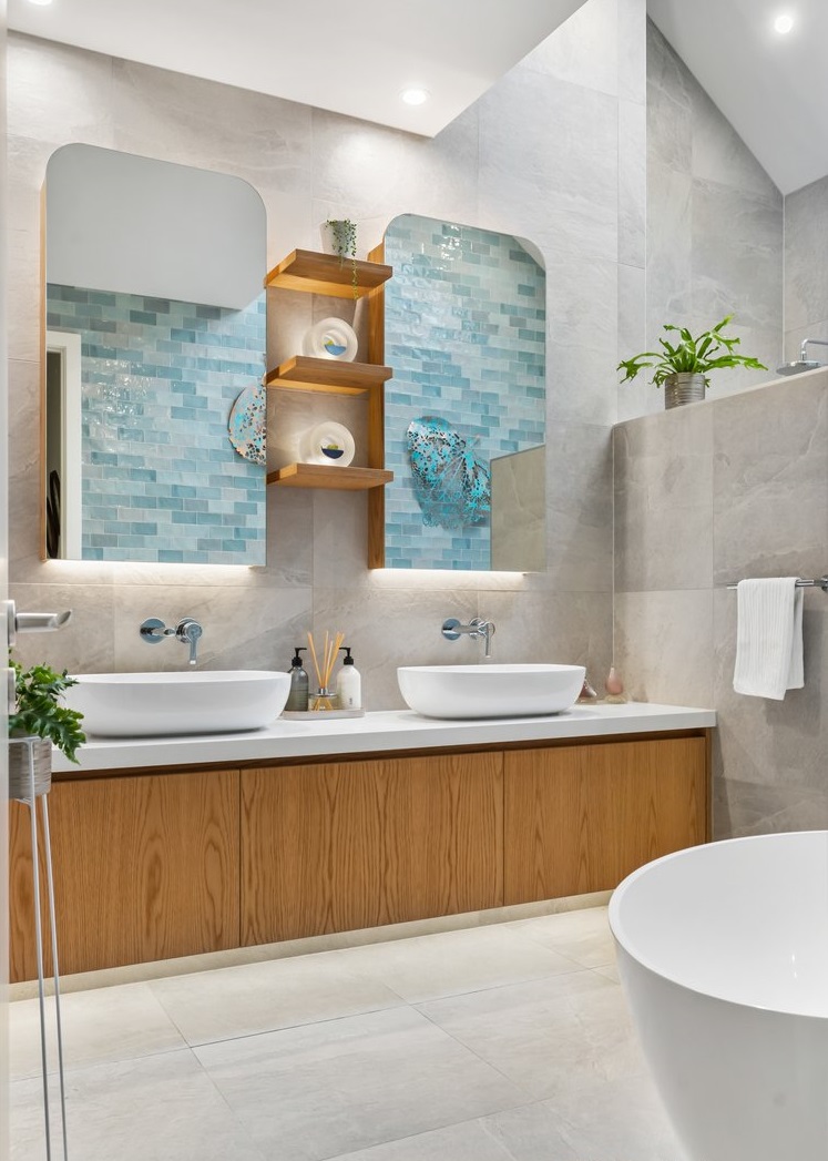 Mirror Cabinet Strip Lighting