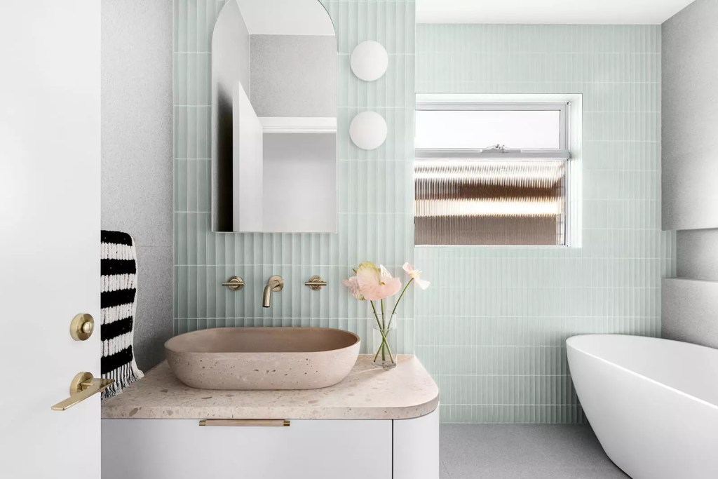 Curved Vanity - MJ Harris Group